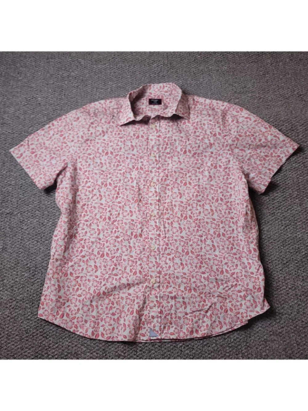UNTUCKit Buchanan Shirt Mens L Large Relaxed Pink Button Floral Short Sleeve